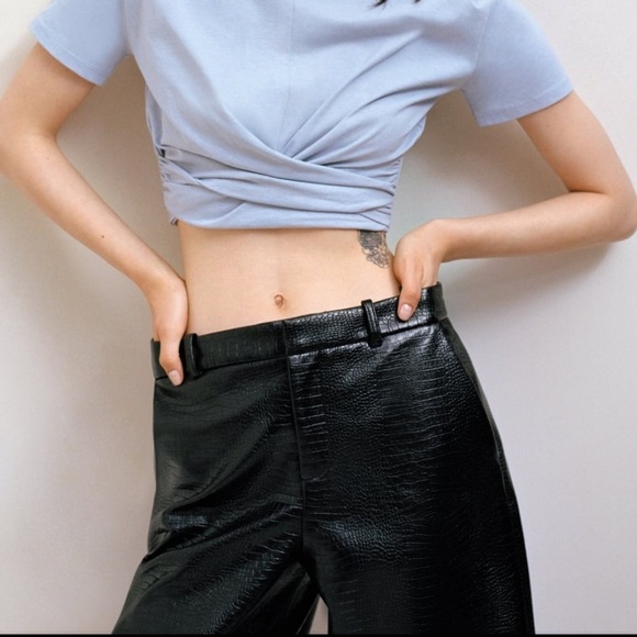 ZARA BNWT Faux Leather Long Shorts - Picture 3 of 6